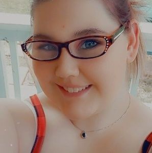 Meet your Posher, Katlyn